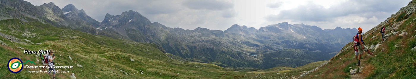 60 Panoramica sulla costiera dei monti della conca del Calvi.jpg